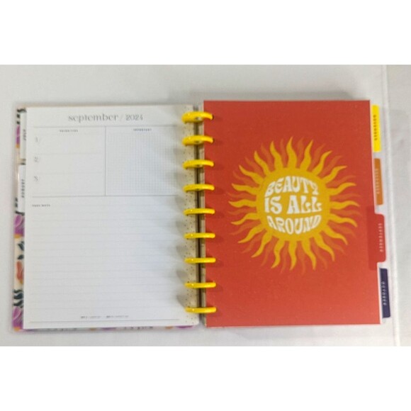 The Happy Planner - Classic, Find Your Wild, 2024-2025 Planner - Picture 10 of 16